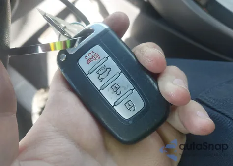 2012 Hyundai Elantra Limited (Ulsan Plant) z USA, uszkodzony, nr VIN KMHDH4AE6CU227181